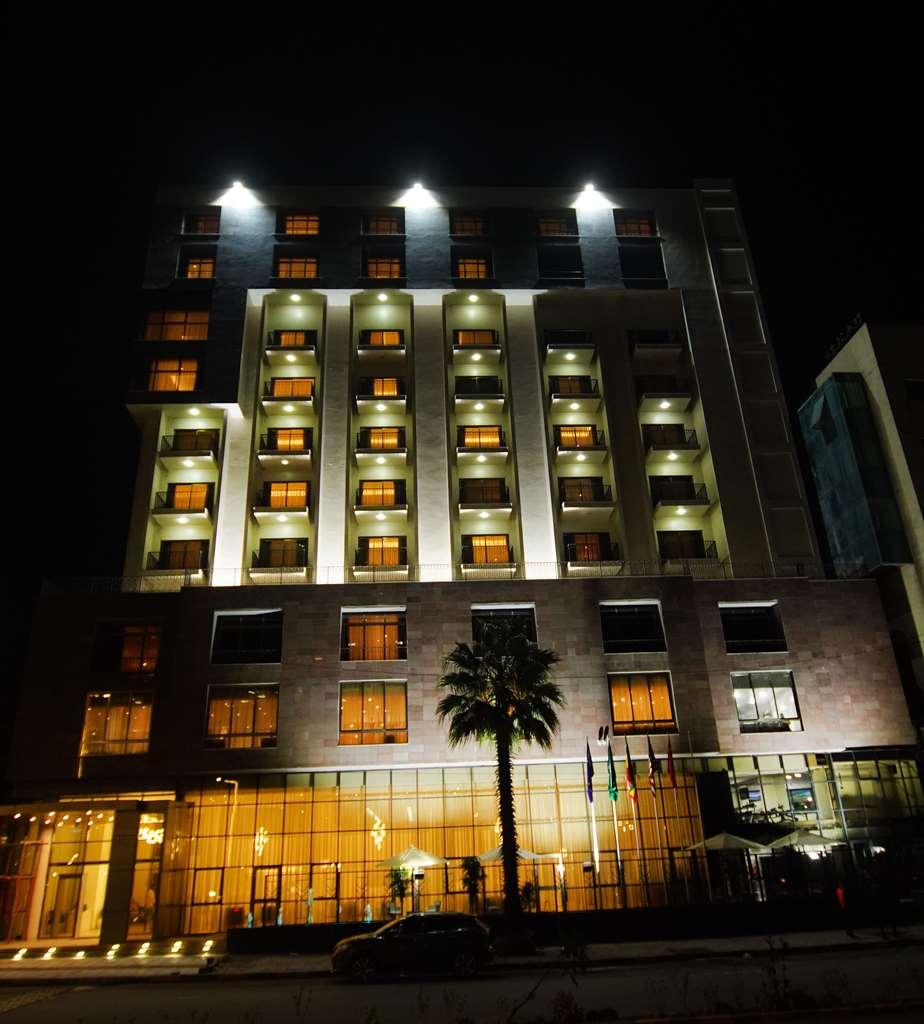 Best Western Premier Dynasty Addis Ababa Exteriör bild